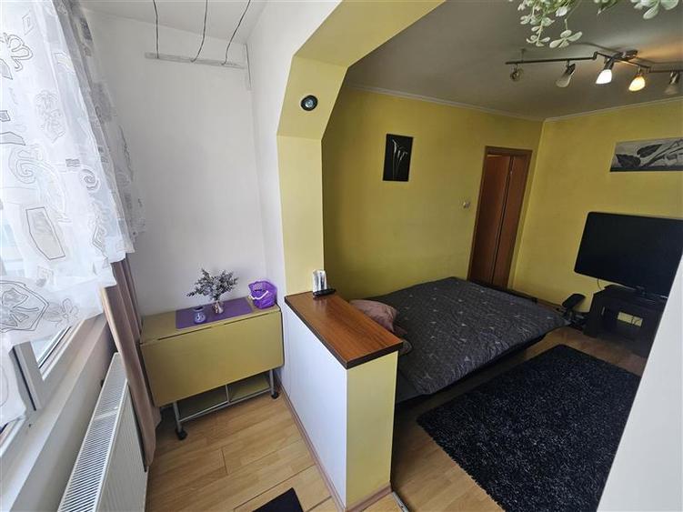 Apartament cu 2 camere decomandat, mobilat în Micro I