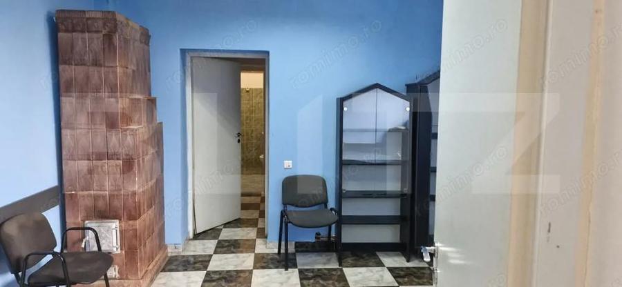 Casă cu Teren 1138 Mp în Central