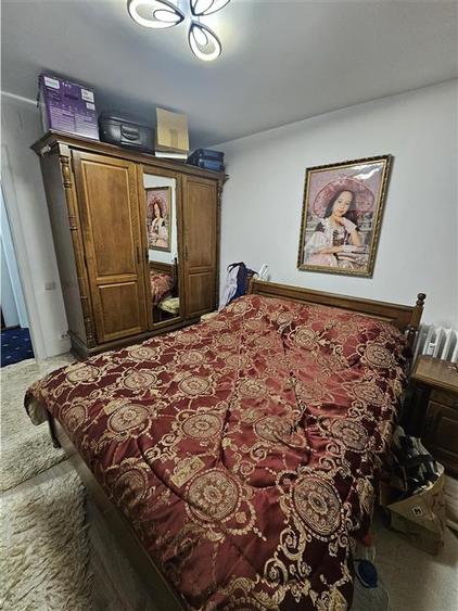 Apartament cu 3 camere decomandat, mobilat în Pantelimon