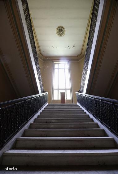 Casă cu Teren 1848 Mp în Titulescu