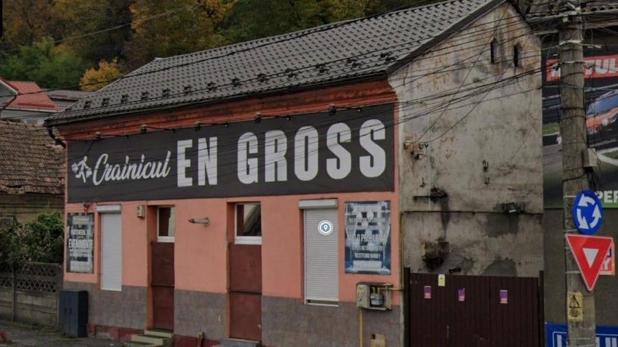 Spațiu comercial, de 280 mp, în Central