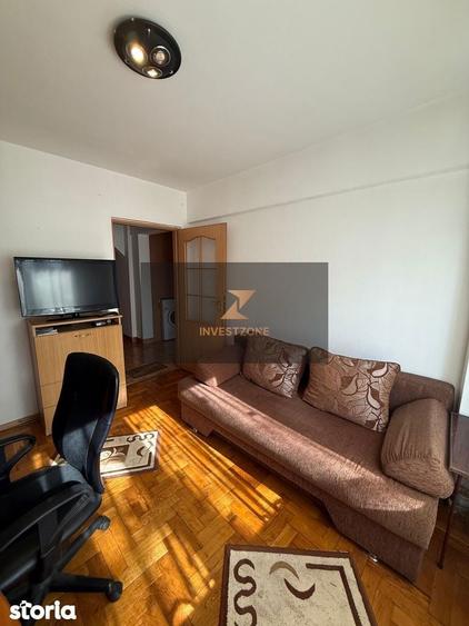Apartament cu 3 camere decomandat în Decebal