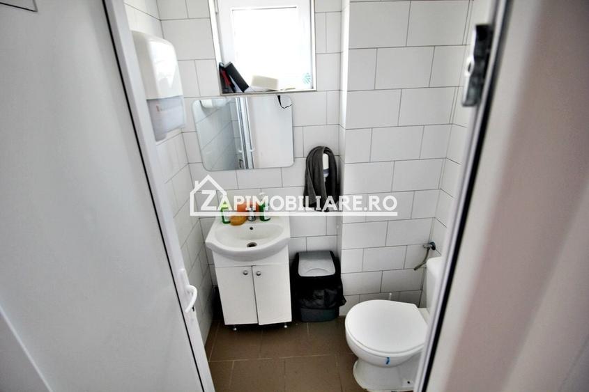 Spațiu comercial, de 1,110 mp, în Sântana de Mureș