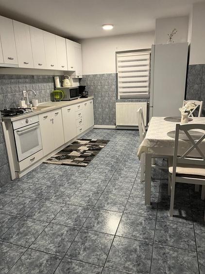 Apartament cu 3 camere în Apahida