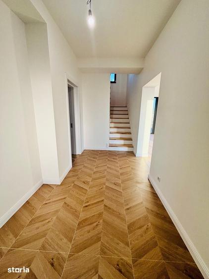 Casă cu 4 camere cu Teren 450 Mp în Cernica