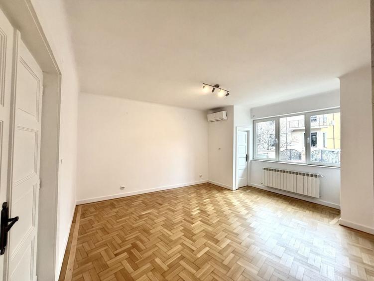 Apartament cu 2 camere decomandat în Dorobanți