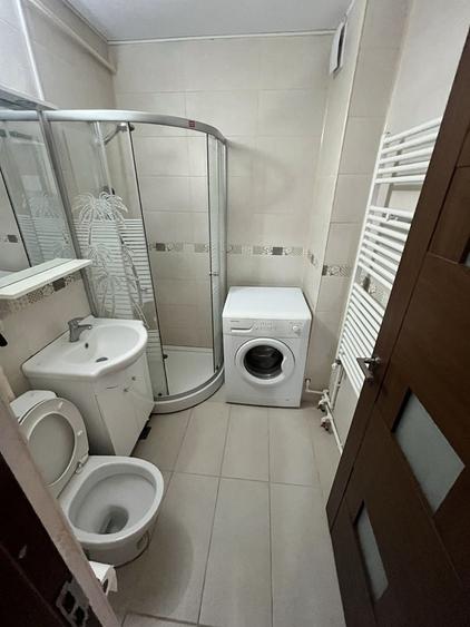 Apartament cu 2 camere semidecomandat în Ultracentral