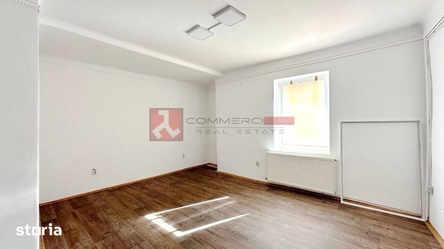 Spațiu comercial, de 65 mp, în Centrul Istoric