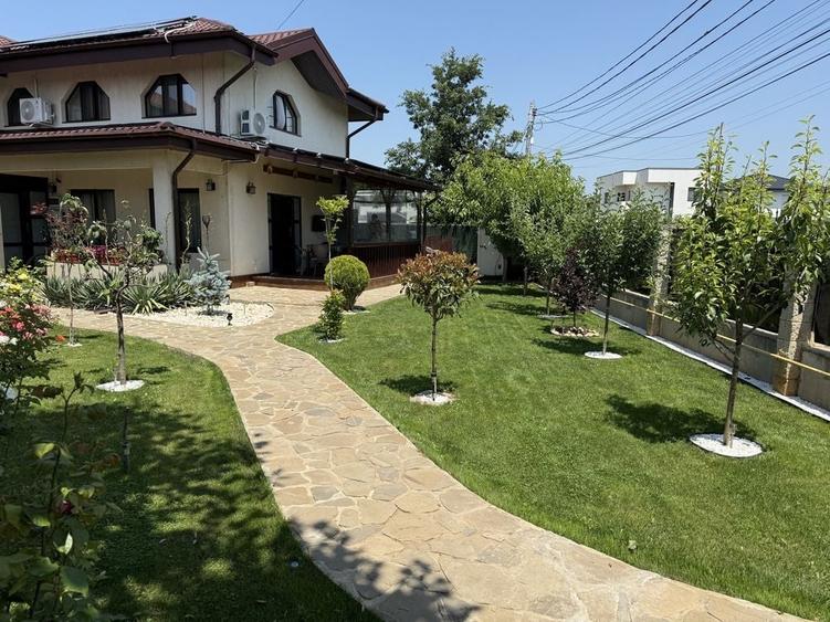 Casă cu 3 camere în Păulești