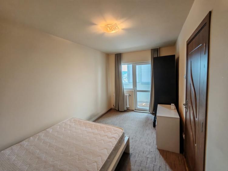 Apartament cu 4 camere decomandat în Mănăștur