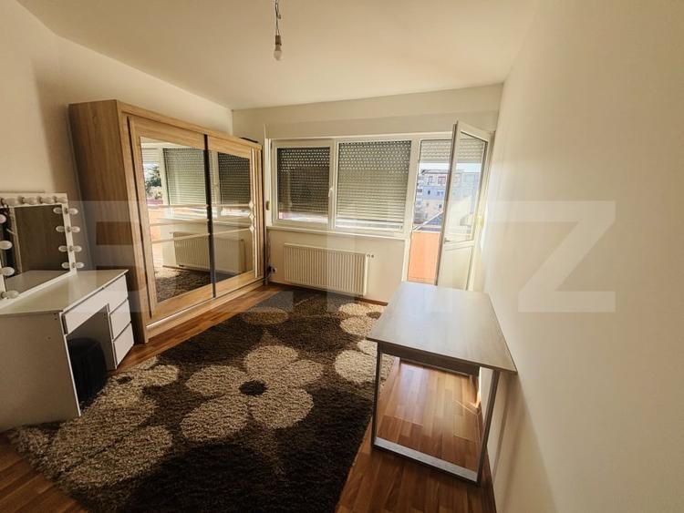 Apartament cu 3 camere decomandat, mobilat în 14 Mai