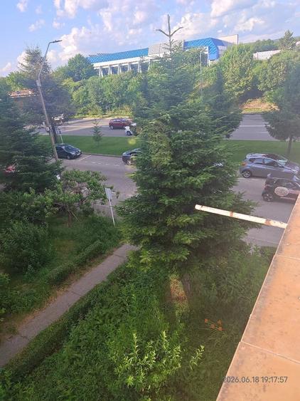 Apartament cu 3 camere decomandat în Popa Șapcă