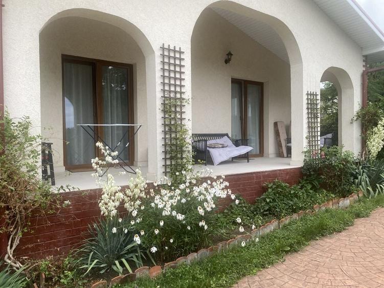 Casă cu 4 camere în Gârceiu