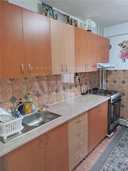 Apartament cu 2 camere semidecomandat în Mioriței