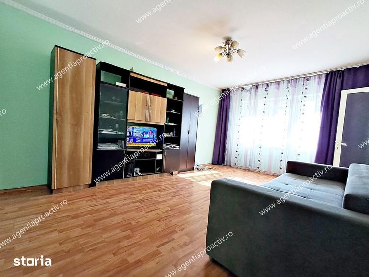 Apartament cu 2 camere, Siderurgistilor-Vest, 2 balcoane, etaj 1! - 2