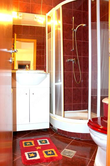 Vanzare apartament 4 camere, zona Lipovei - 10