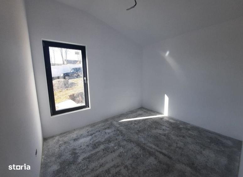 Casă cu 3 camere cu Teren 650 Mp în Central