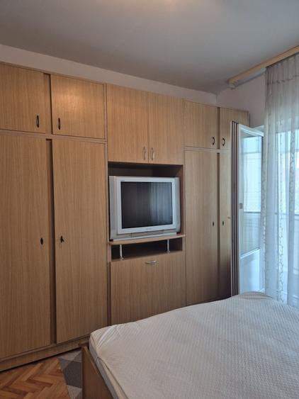 Apartament cu 2 camere semidecomandat în Ultracentral