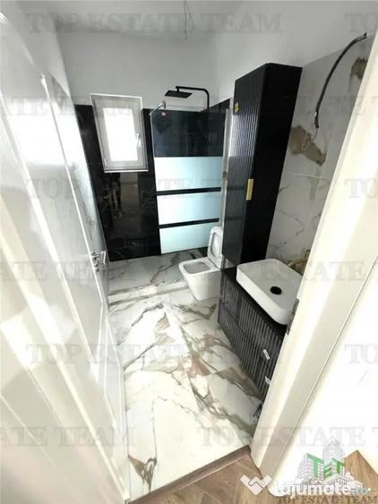 Casă cu 4 camere cu Teren 388 Mp în Central