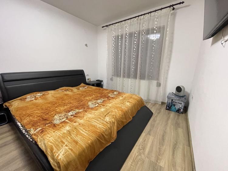 Duplex cu 3 camere cu Canalizare în Săcălaz