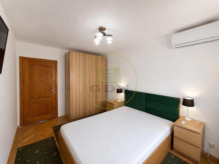 Apartament cu 3 camere semidecomandat, mobilat în Grivița
