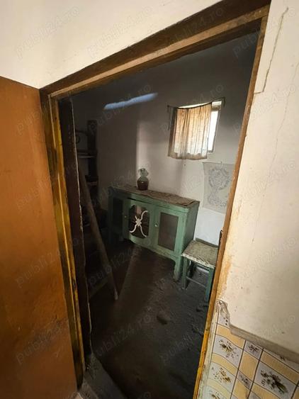 Casă cu 4 camere cu Teren 1250 Mp în Valea Crișului