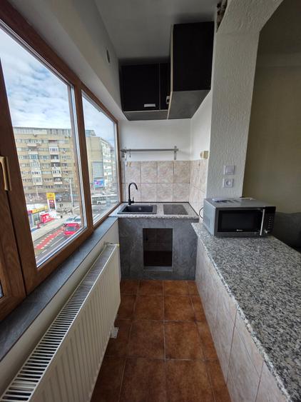 Apartament cu 2 camere semidecomandat, mobilat în Cișmigiu