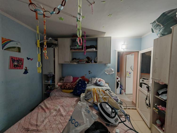 Apartament cu 2 camere semidecomandat în Mioriței