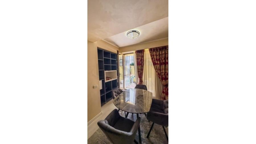 Apartament cu 3 camere decomandat în Herăstrău
