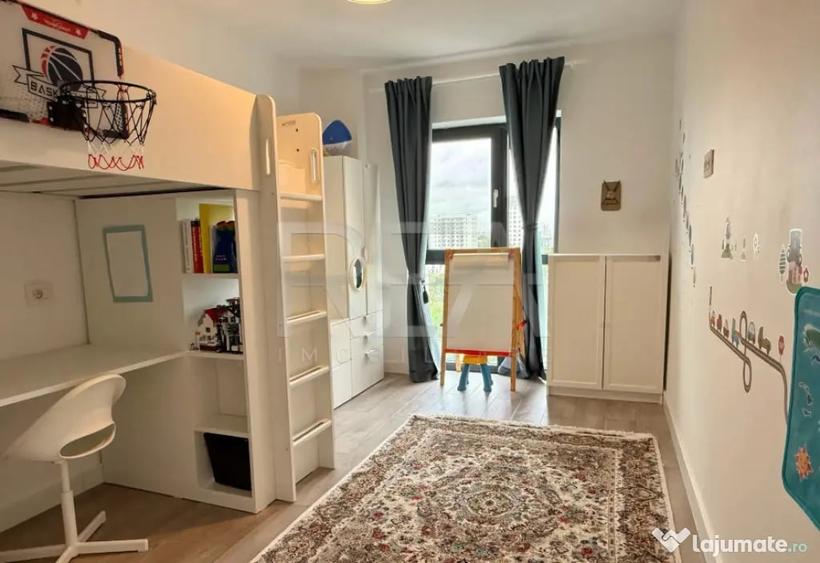 Apartament cu 5 camere decomandat în Herăstrău