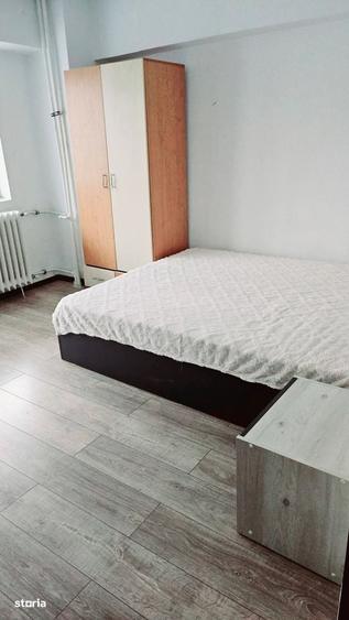 Apartament cu 3 camere în Ostroveni