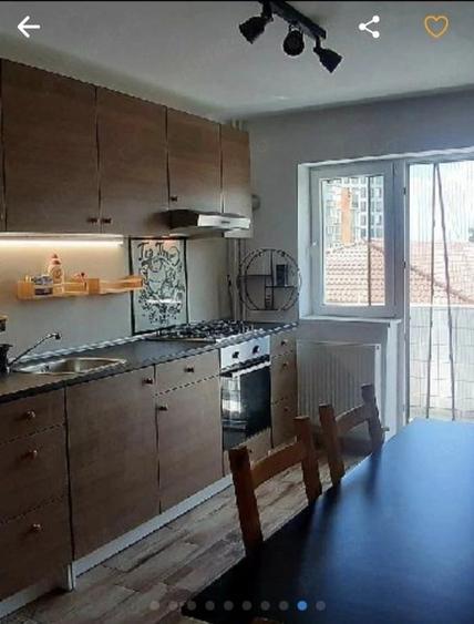 Apartament cu 3 camere decomandat în Aradului