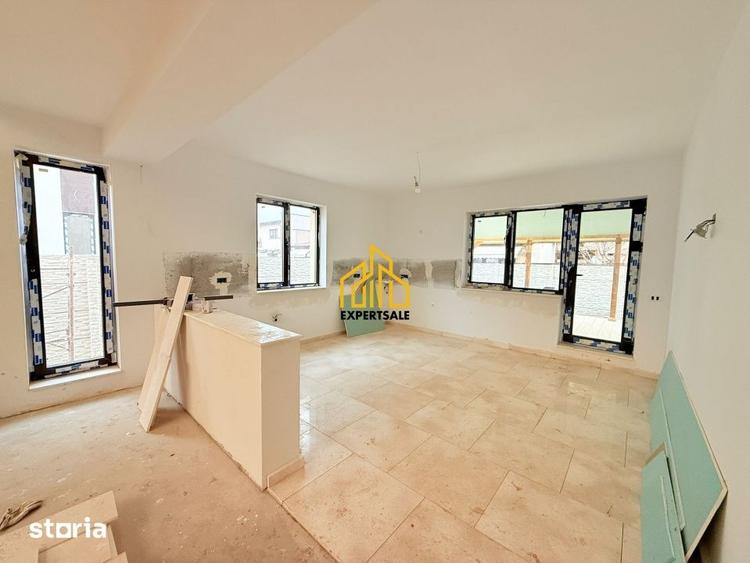 Casă cu 4 camere cu Teren 360 Mp în Ghencea