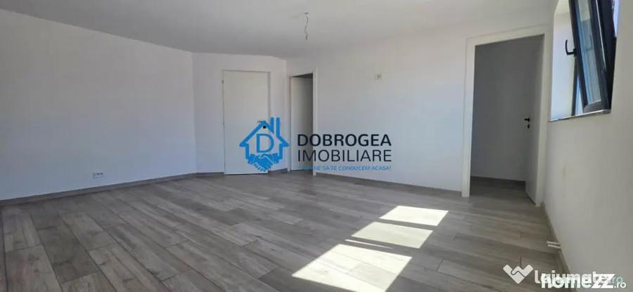 Casă cu 1 camere cu Teren 300 Mp în Păcii