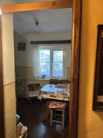 Apartament cu 3 camere decomandat în Rogerius