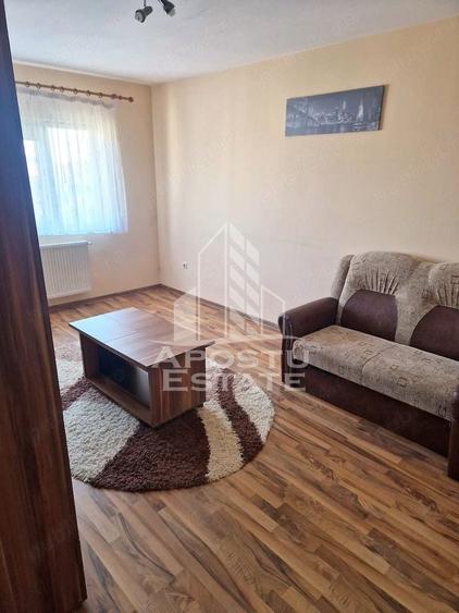 Apartament cu 3 camere decomandat, mobilat în Lidia