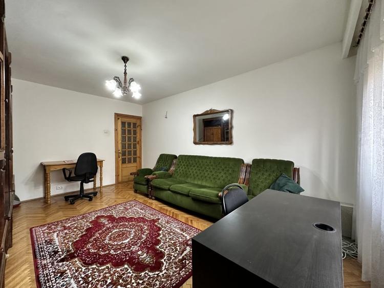 Apartament cu 2 camere decomandat, mobilat în Zorilor
