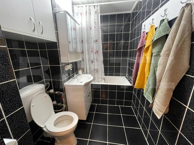 Apartament cu 3 camere decomandat, mobilat în Decebal