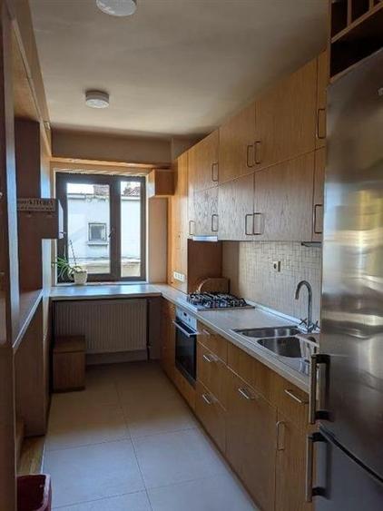 Apartament cu 2 camere decomandat, mobilat în Unirii