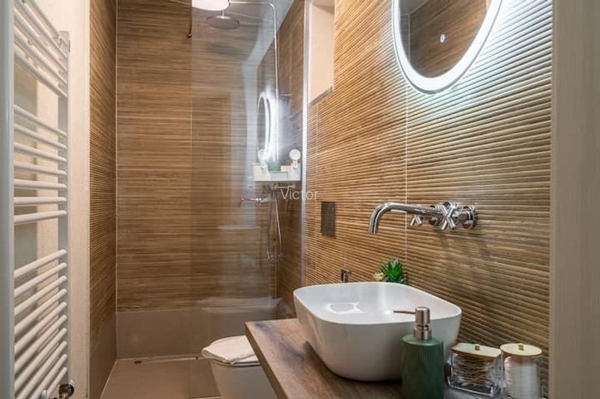 De inchiriat cladire 4 apartamente ultracentral langa Malul Muresului.