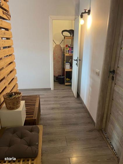 Apartament cu 3 camere în Decebal