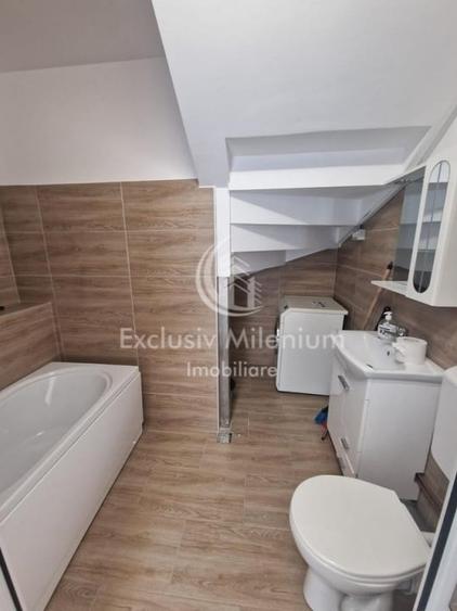 Casă individuală cu 6 camere cu Teren 165 Mp în Vatra Luminoasă