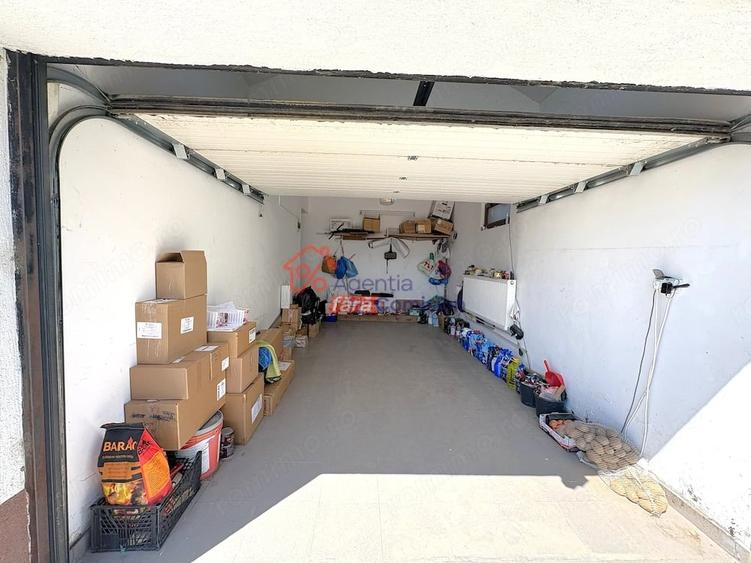 Casă cu Teren 584 Mp în Holboca