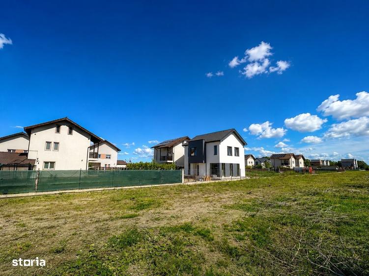 Teren intravilan 5.000 mp, str. Lanii Bartolomeu! - 5