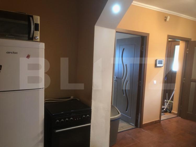 Casă individuală cu 5 camere cu Canalizare în Ciuperceni