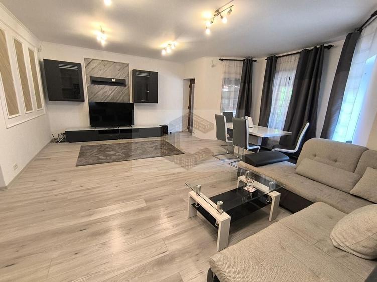 Duplex cu 5 camere cu Canalizare în Dumbrăvița
