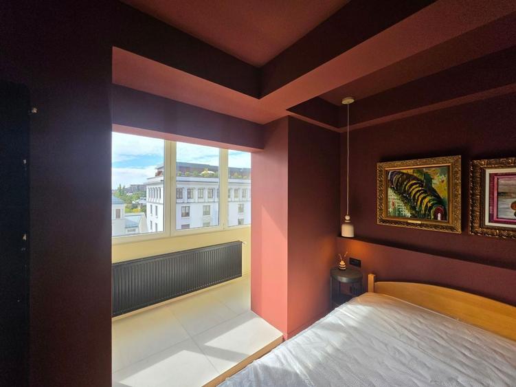 Apartament cu 3 camere semidecomandat, mobilat în Calea Victoriei