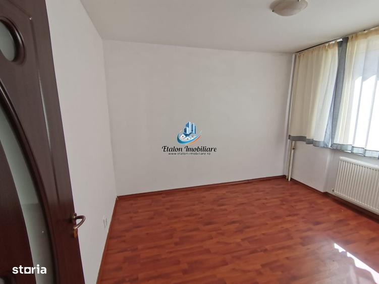 Apartament cu 2 camere decomandat în Precista