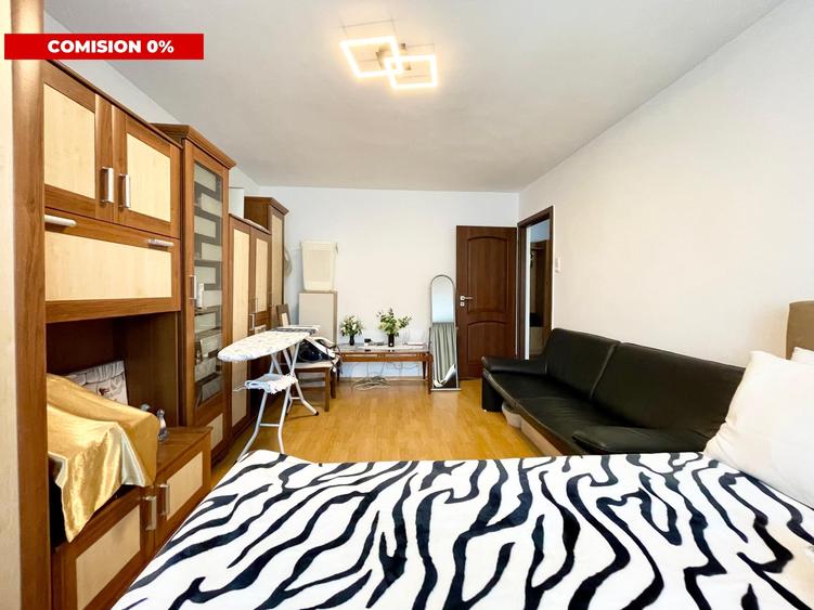 Apartament cu 3 camere decomandat, mobilat în Steaua