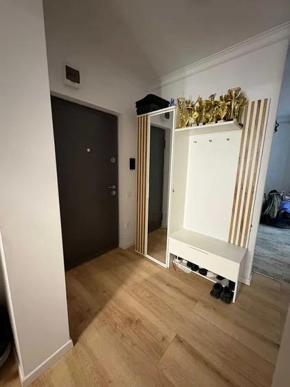 Apartament 3 camere , de 56mp plus 12mp balcon zona : Eroilor - 5
